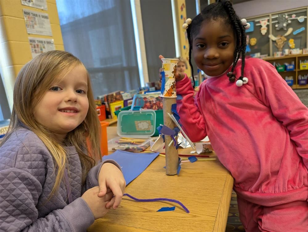  Kids enjoying Kindergarten at SES